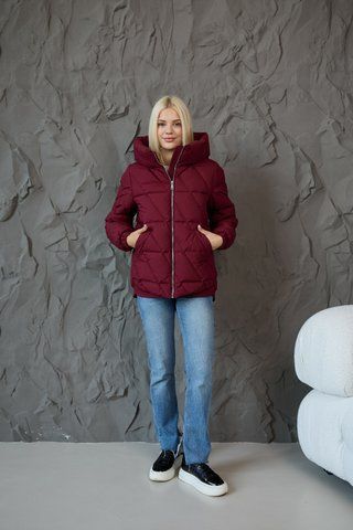 Women's short quilted jacket with a hood and zipper burgundy, 772 (а), 772 (а), 42, Winter