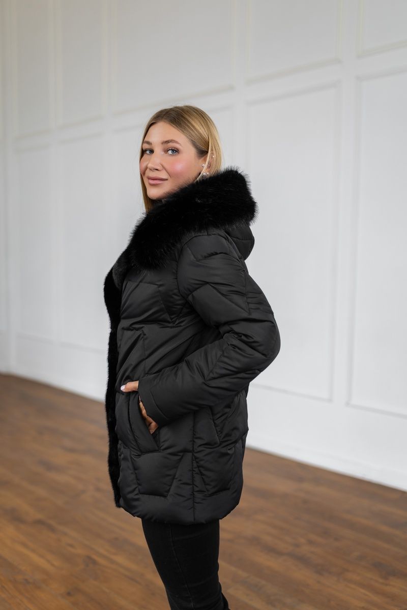 Women's insulated short jacket with a waist belt hood and faux fox fur zip and snap closure sleeve cuffs black, Black (а/b), Black (а/b), 42, Winter