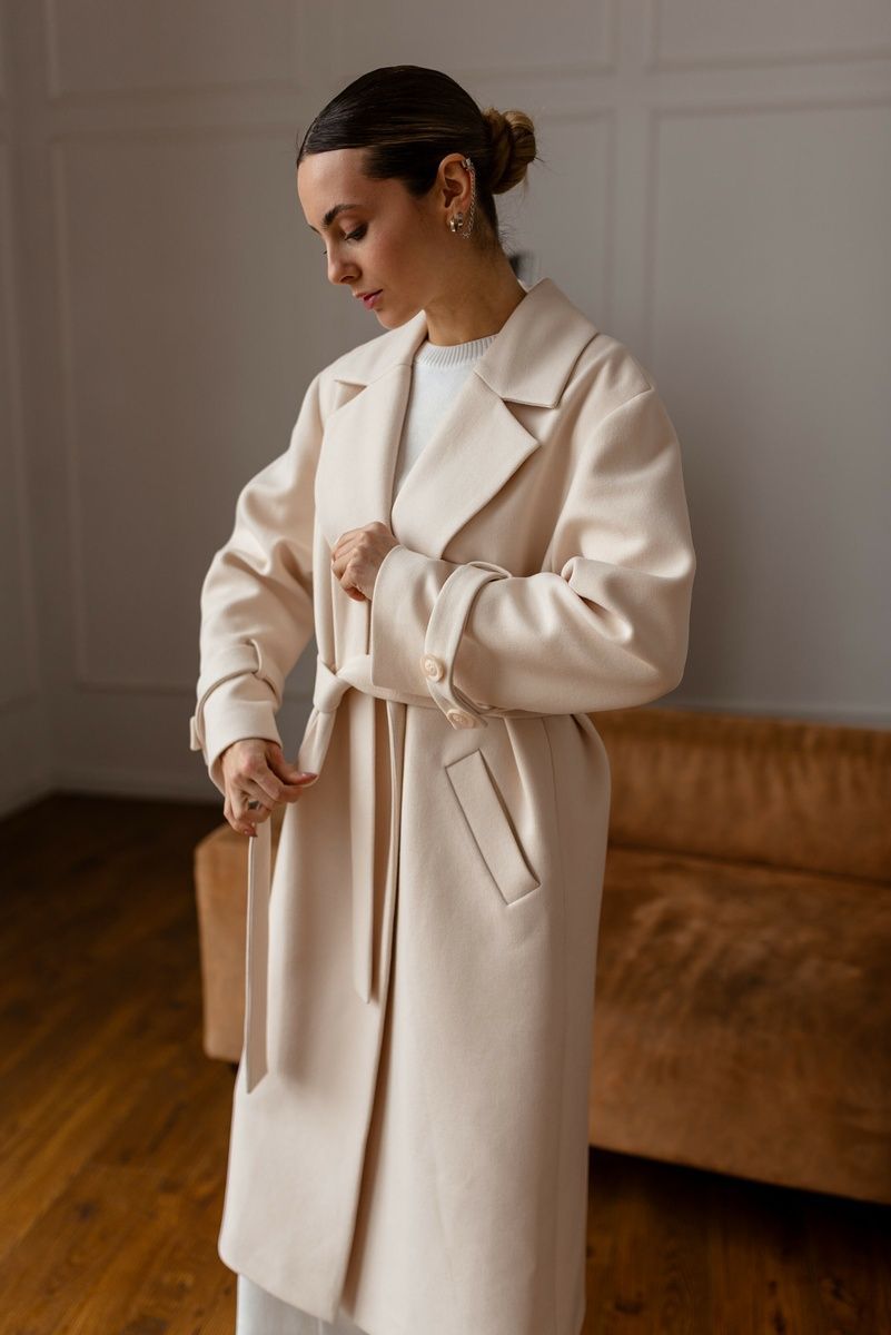 Women's mid-season coat with a belt and wide sleeves in milk, 1026_(молоко), 1026_(молоко), 46, Autumn/Spring